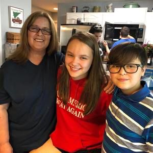 Meet your Posher, Lisa